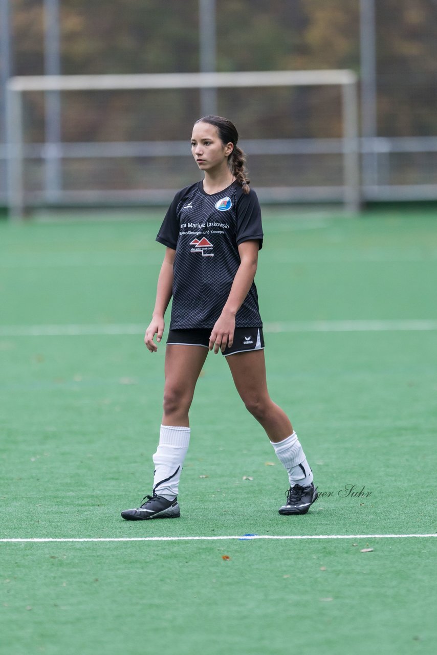 Bild 386 - wCJ VfL Pinneberg - Eimsbuettler TV : Ergebnis: 0:3